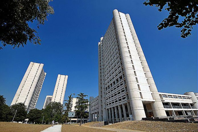 Palazzo Regione Terza Torre Bologna